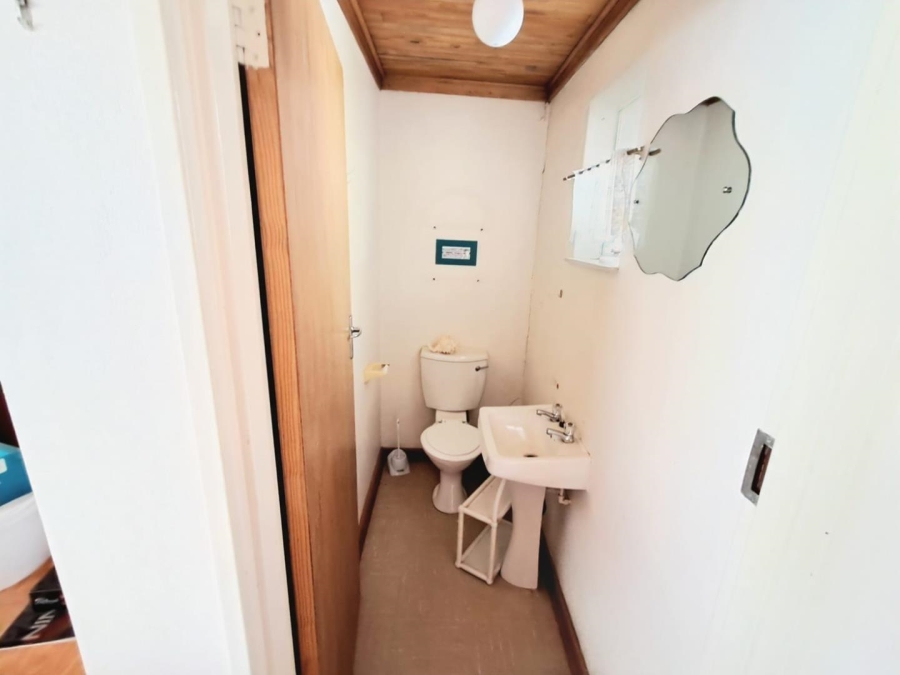 4 Bedroom Property for Sale in Hospitaalpark Free State